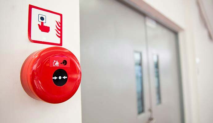 Emergency fire alarm push button