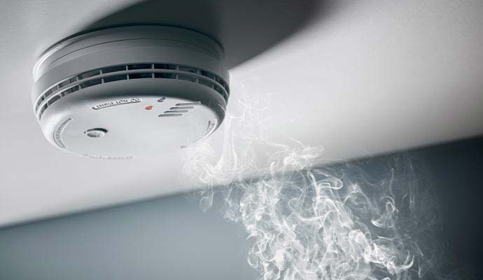 Smoke detector alarm